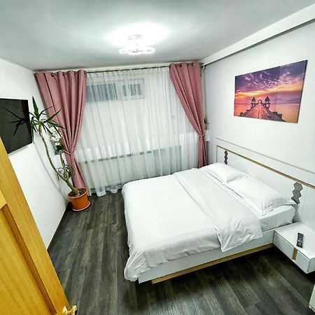 3 Rooms Cinema Garden Parking House Bucharest Luaran gambar