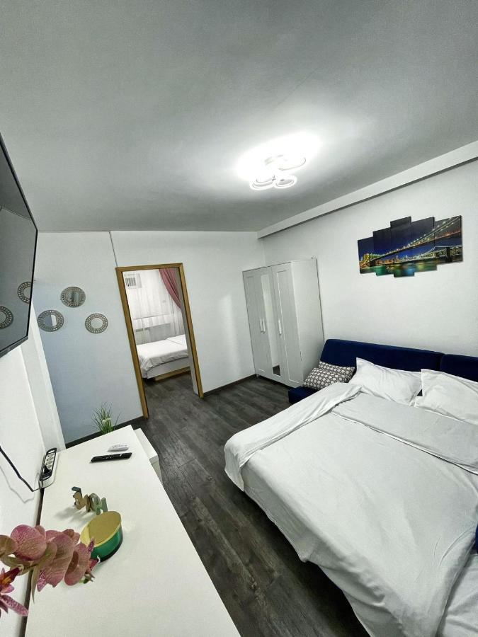 3 Rooms Cinema Garden Parking House Bucharest Luaran gambar